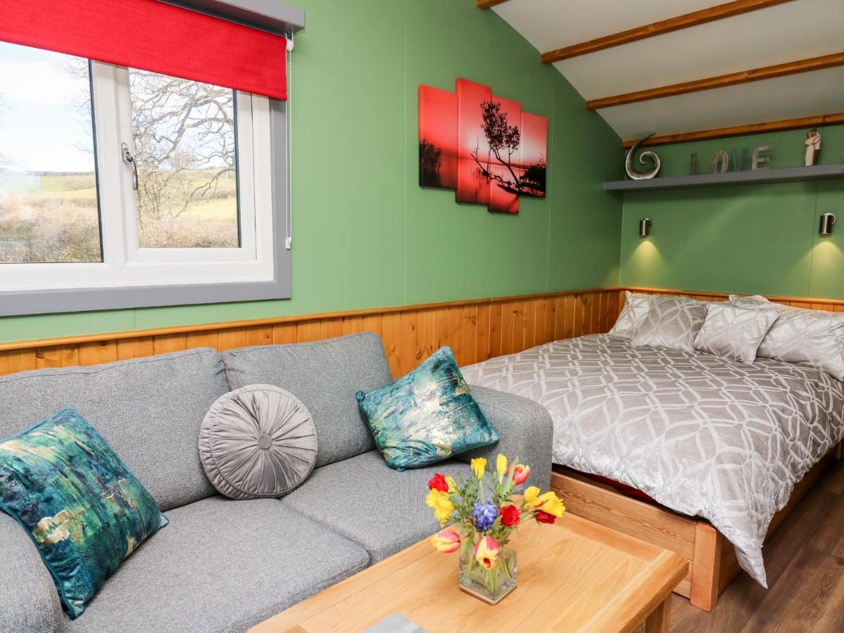 Вилла Wild Acre Llangadog Экстерьер фото